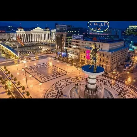 Calla 3 Apartment-main Square,in The Shooping Center - Parking Slot With Securiti And Video Skopje