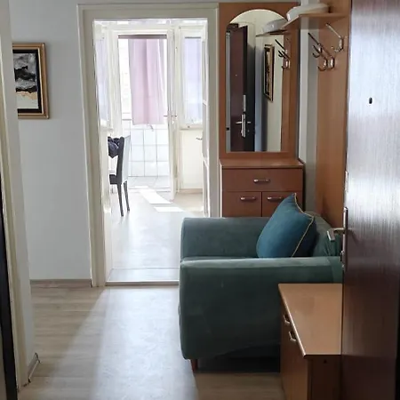 Calla 3 Apartment-main Square,in The Shooping Center - Parking Slot With Securiti And Video Apartment
